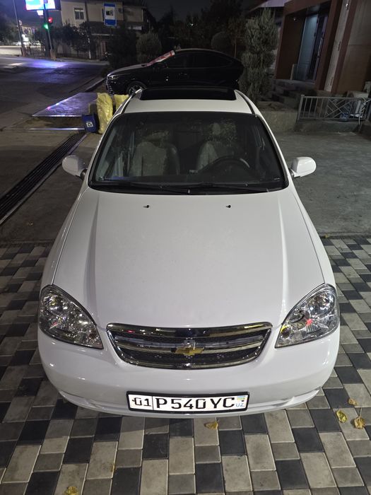 Laseti 3-pazitsa sotiladi