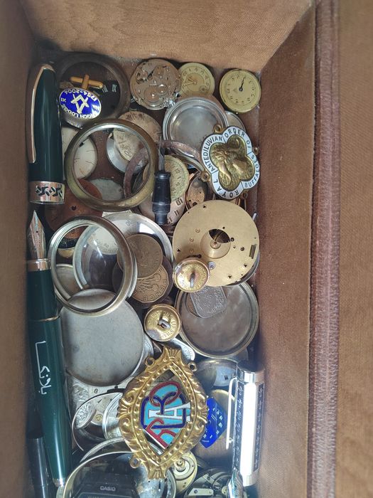 Ceasuri monezi Stilouri antichități