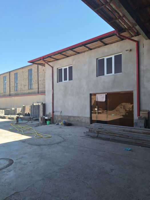 Uy sotiladi 19.2 sutik tayyor biznisiyam bor