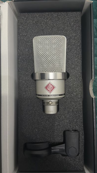 Microfon Studio Neumann TLM 102