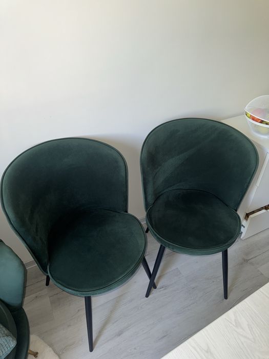 Scaune elegante din catifea