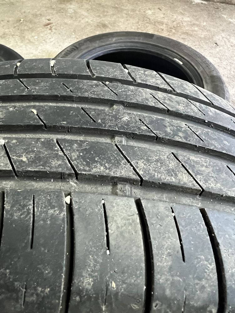 Летни гуми 225/55/17 GoodYear и Continental