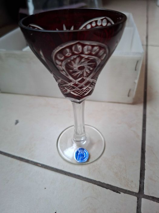 Pahare cristal rosu