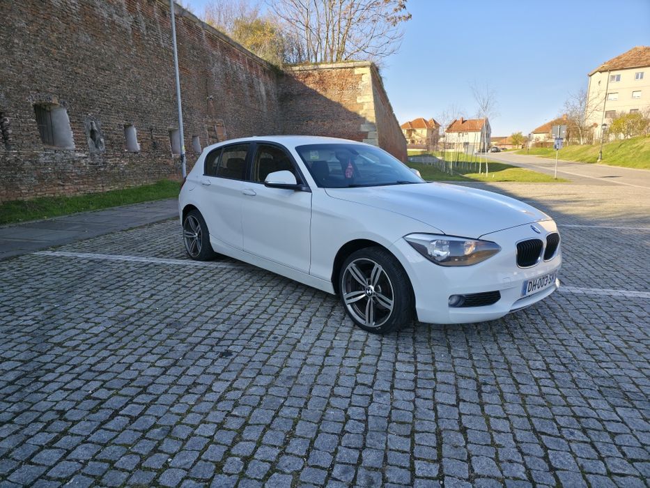 Vând/schimb bmw seria 1    2015