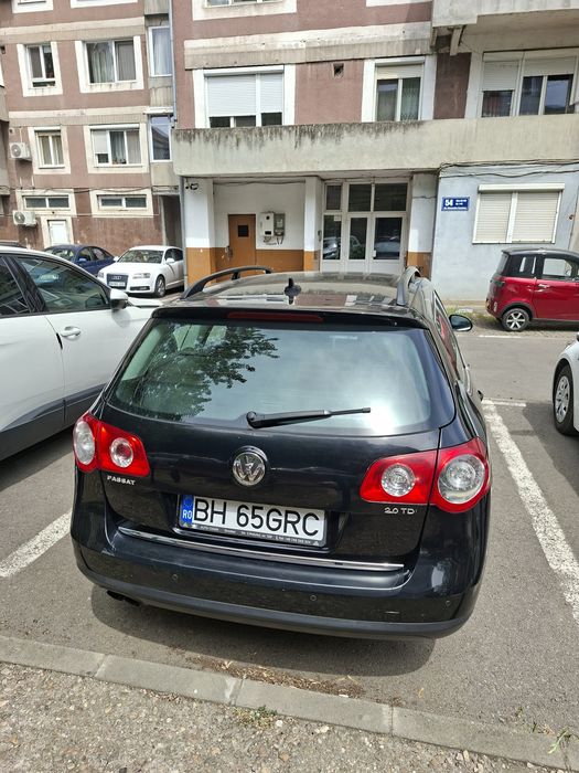 Vând Volkswagen Passat 2009