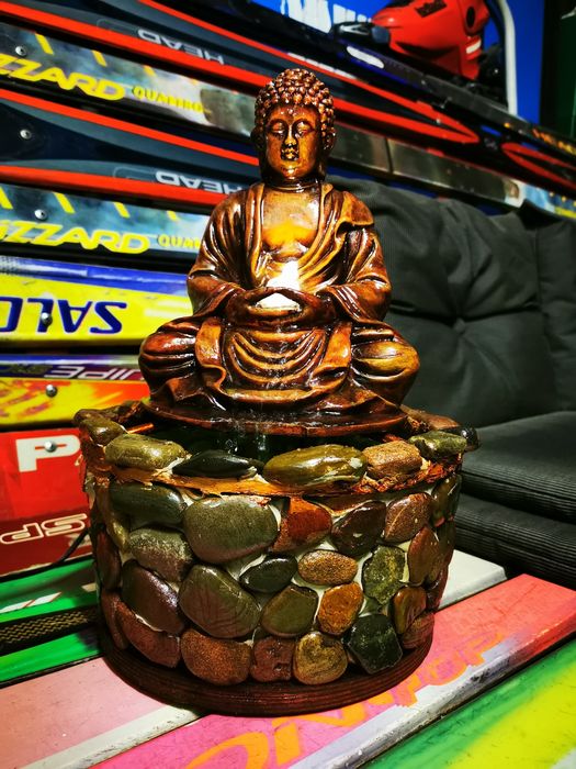 Vand decor zeu Buddha fantana arteziana cu lumina