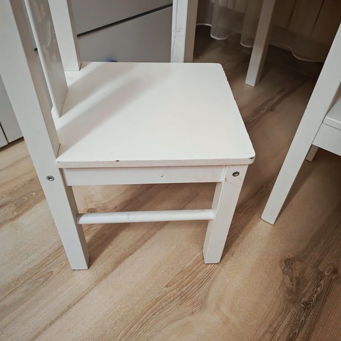 Kritter(Икеа/ Ikea) детска маса и две столчета