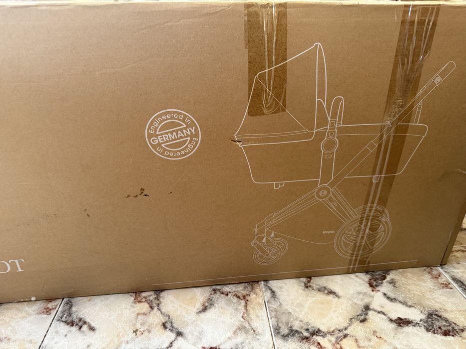 Cybex priam - шаси с два коша