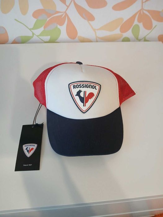 Шапка с козирка Rossignol