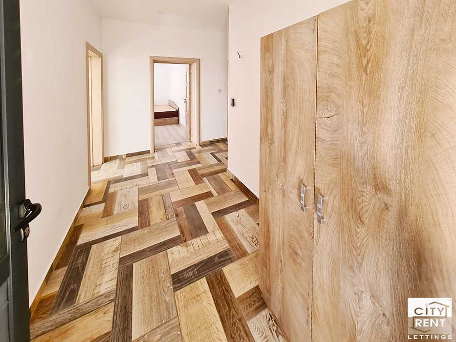 Дава се под наем Четиристаен апартамент в Велико Търново, Център - 95 кв.м за 460 € - Снимка #11