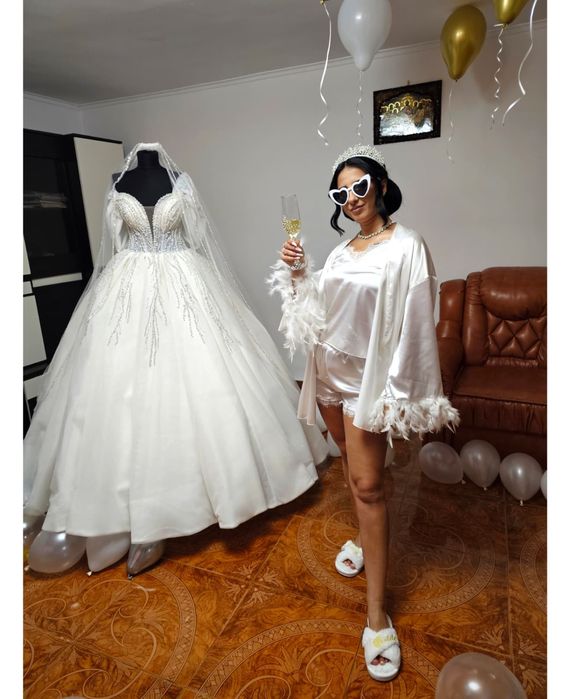 Rochie mireasaa