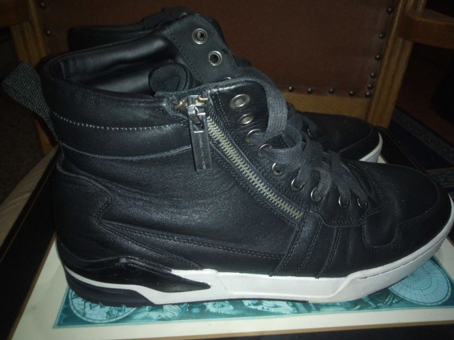 de  vanzare    adidas   medicine  pentru  barbati !!!