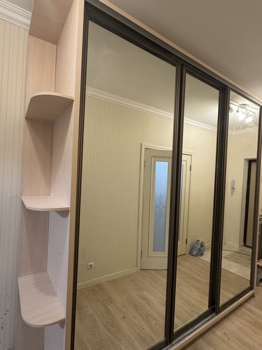 Шкаф купе в отличном состоянии!!!