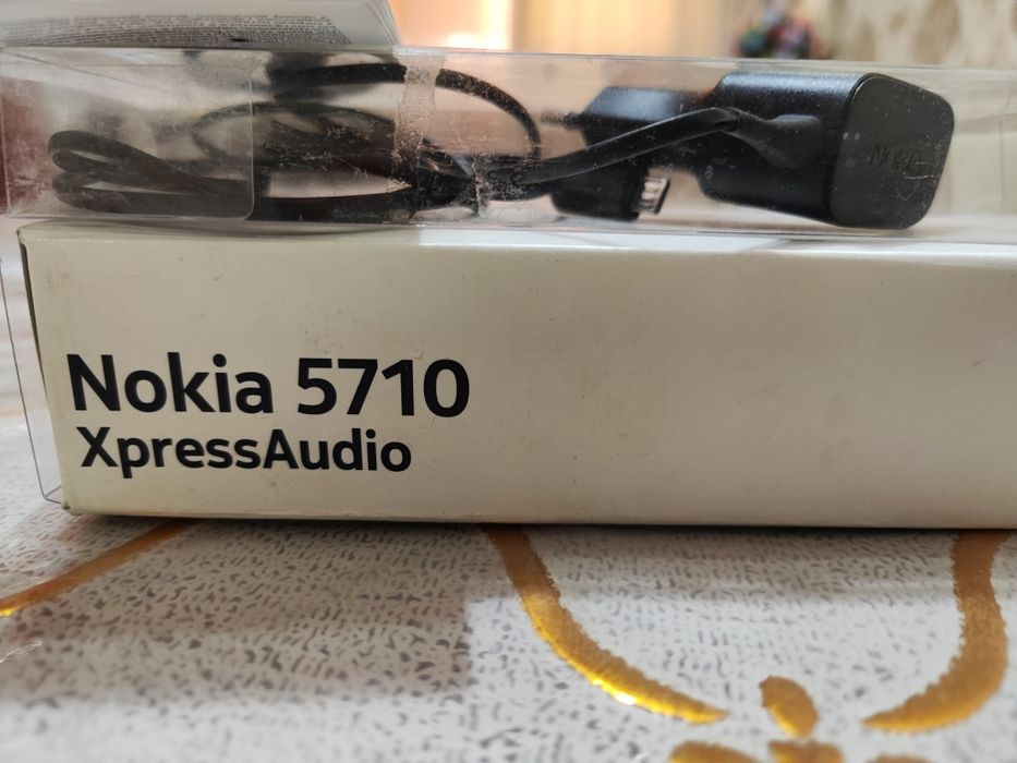 Nokia 5710 Xpress Audio yangi
