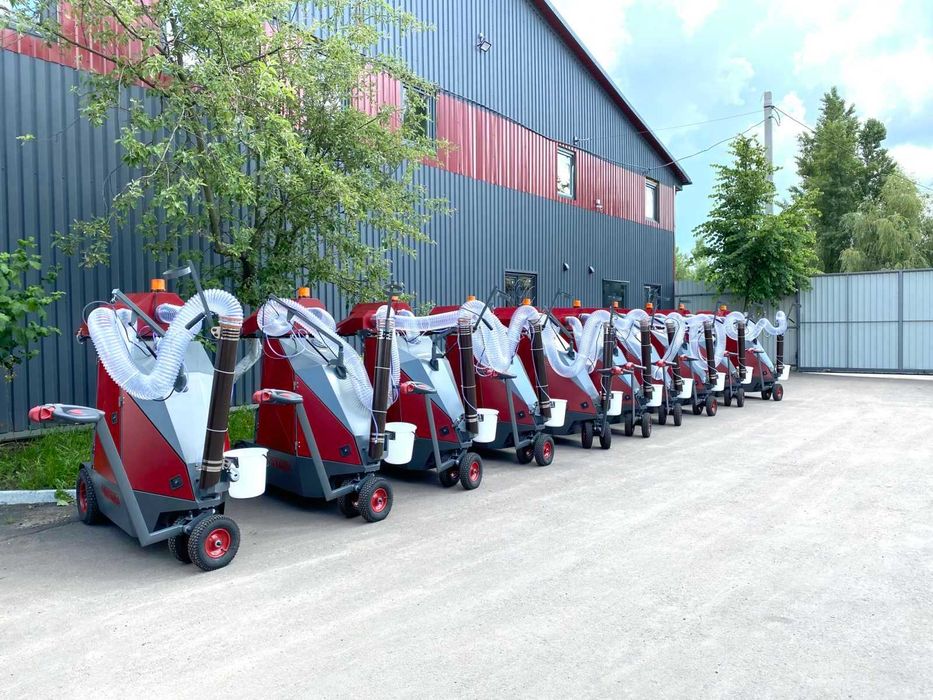 Aspirator electric de stradă