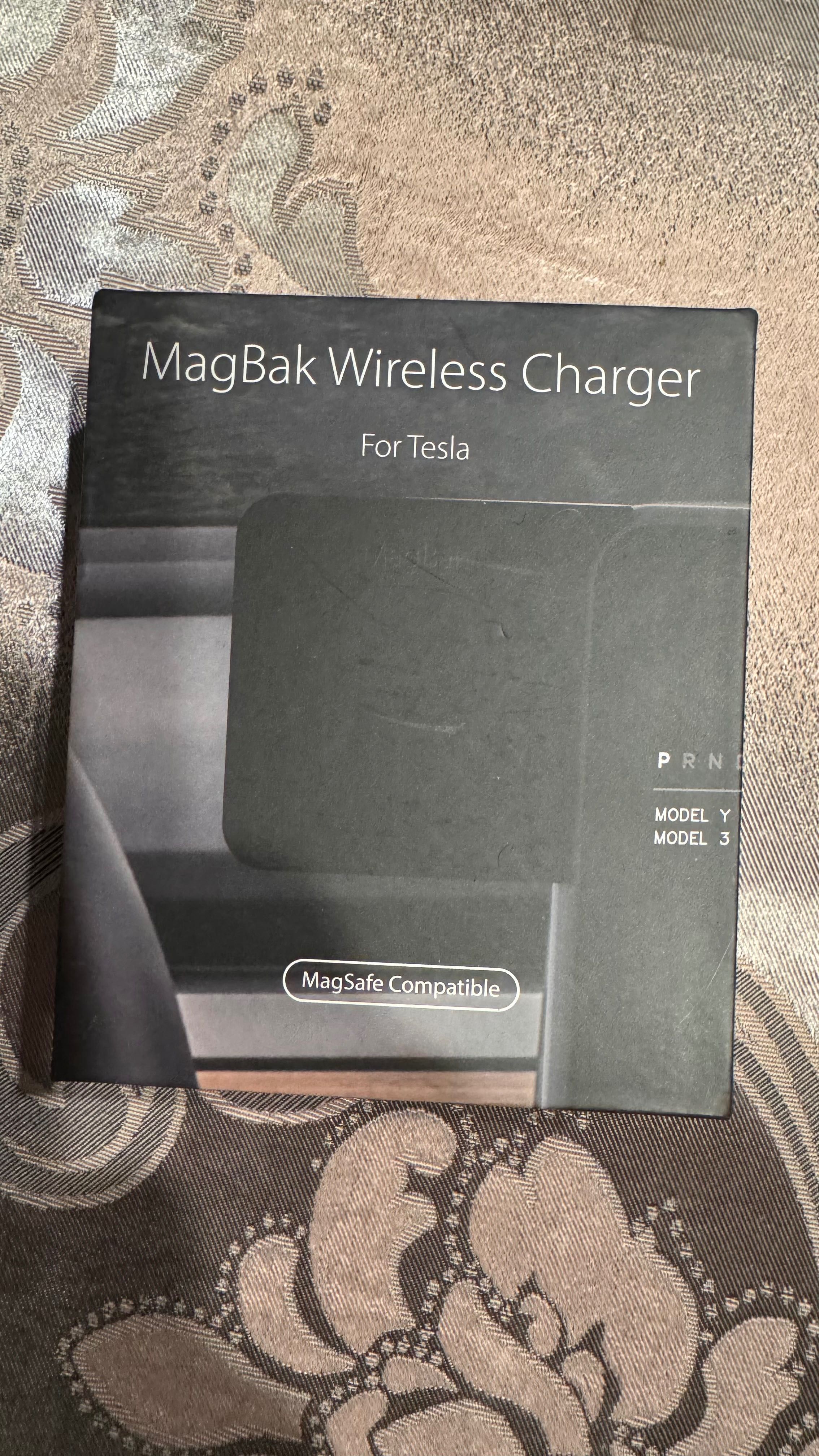 MagBak Wireless Charger for Tesla Model 3 | Model Y