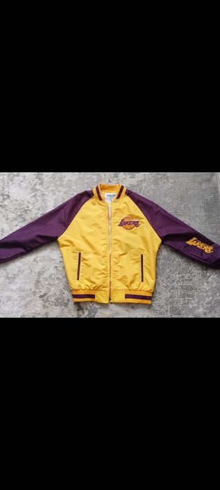 Бомбер    Lakers