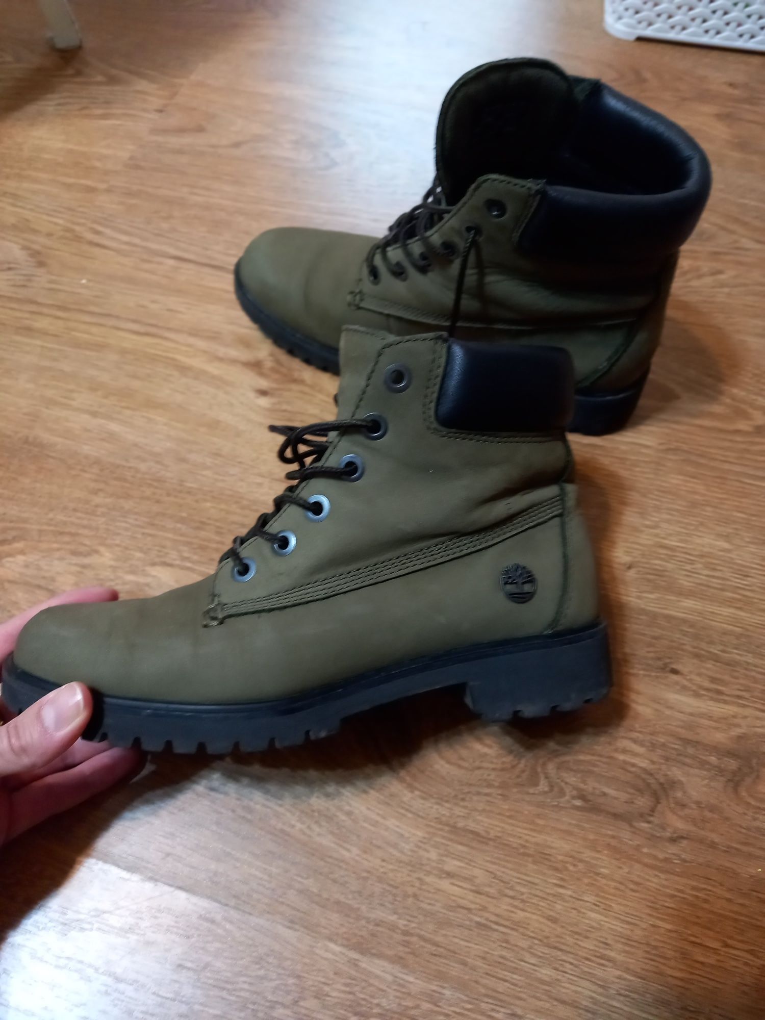 Ghete Timberland 38 dar merge și 37,5