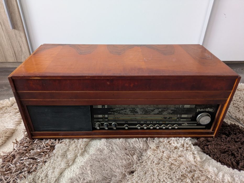 Vând radioreceptor pacific