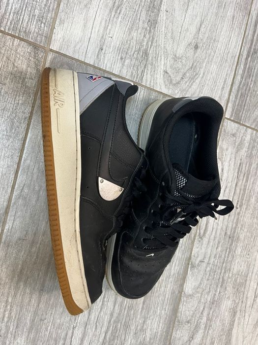 Vind Adidași Nike mărimea 43