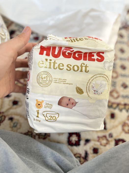 Памперс ,подгузники  Huggies