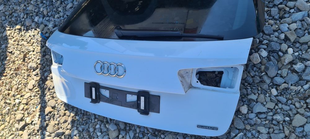 Haion cu luneta Audi A6 4G break alb