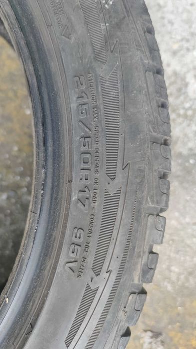 GoodYear Ultragrip Performance 215/50/17 iarna, profil 7.5 mm