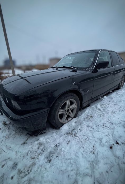 Срочно продам БМВ е34