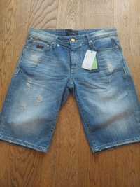Нови оригинални къси дънки Armani Jeans