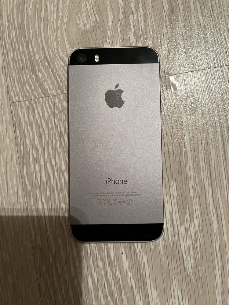 Продам iphone 5s,16Gb,Space Gray