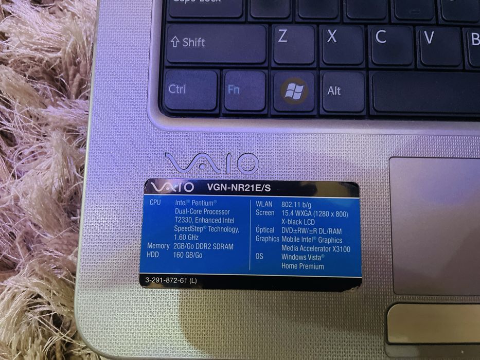 Laptop Sony Vaio VGN-NR21E/S - 15.4” - 2 GB RAM - HDD 160 GB
