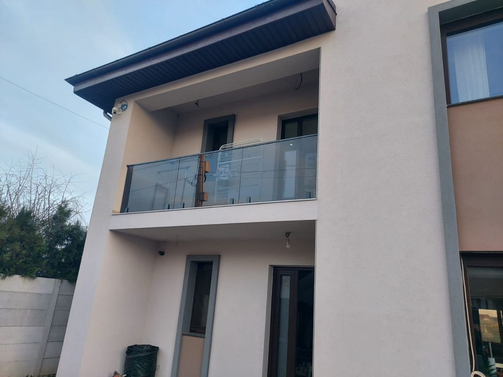 Balustrada din sticla terase si balcoane