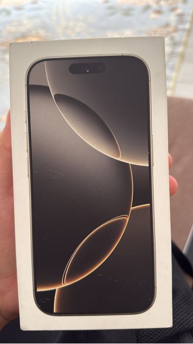 Продается айфон 16 про в новом состояний брал месяц назад