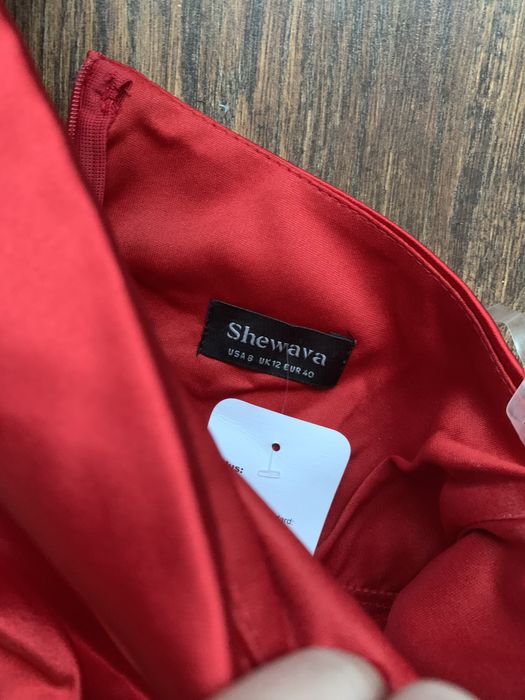 Rochie Astrid din satin superba noua cu eticheta marimea M