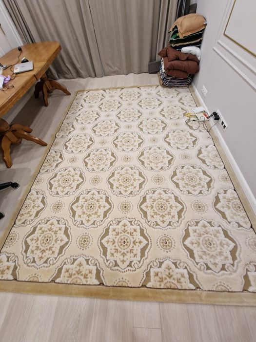 Продаю два шерстяных ковра 3.5×2.5