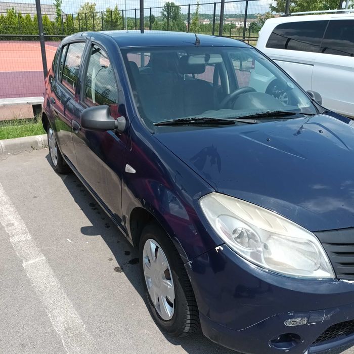 Vând Dacia Sandero