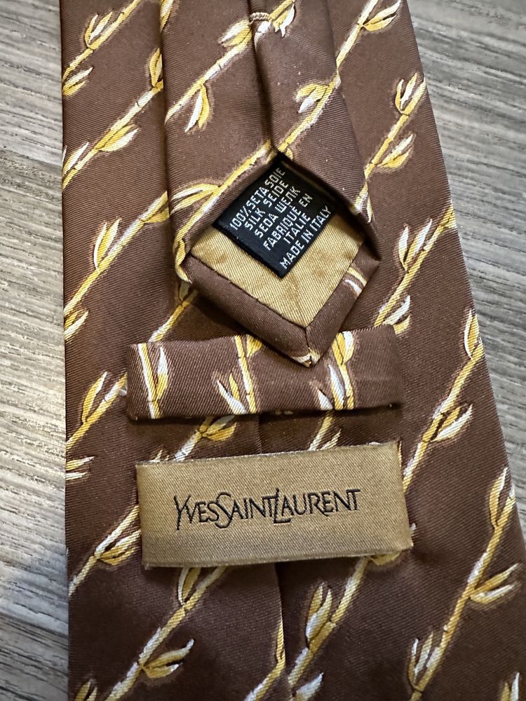 Cravate YvesSaintLaurent