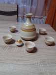 Set porțelan canite 6+1 recipient țuică,visinata.Pret.50 lei.