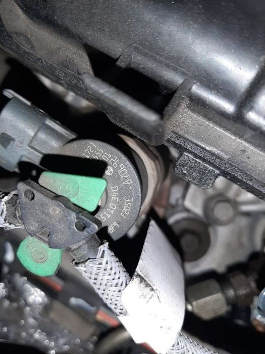 Injector 0445110340 1.6 hdi peugeot 207 308 partner citroen c3 c4 berlingo