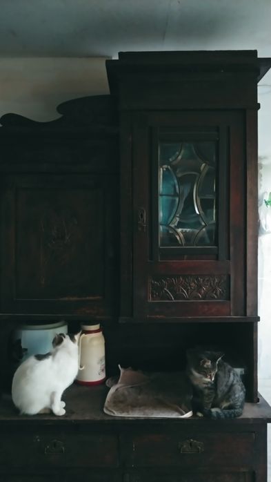 Буфет старинный ручная работа