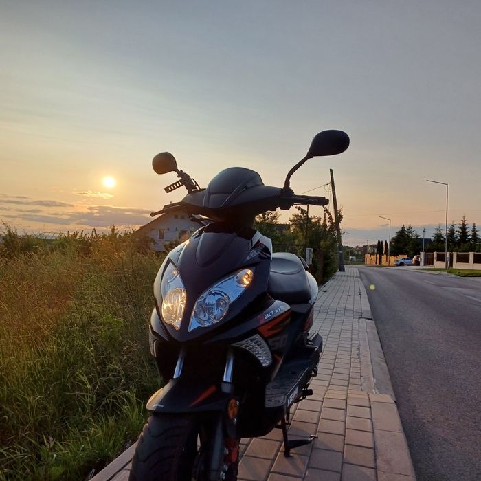 Scouter Keeway 49 cc