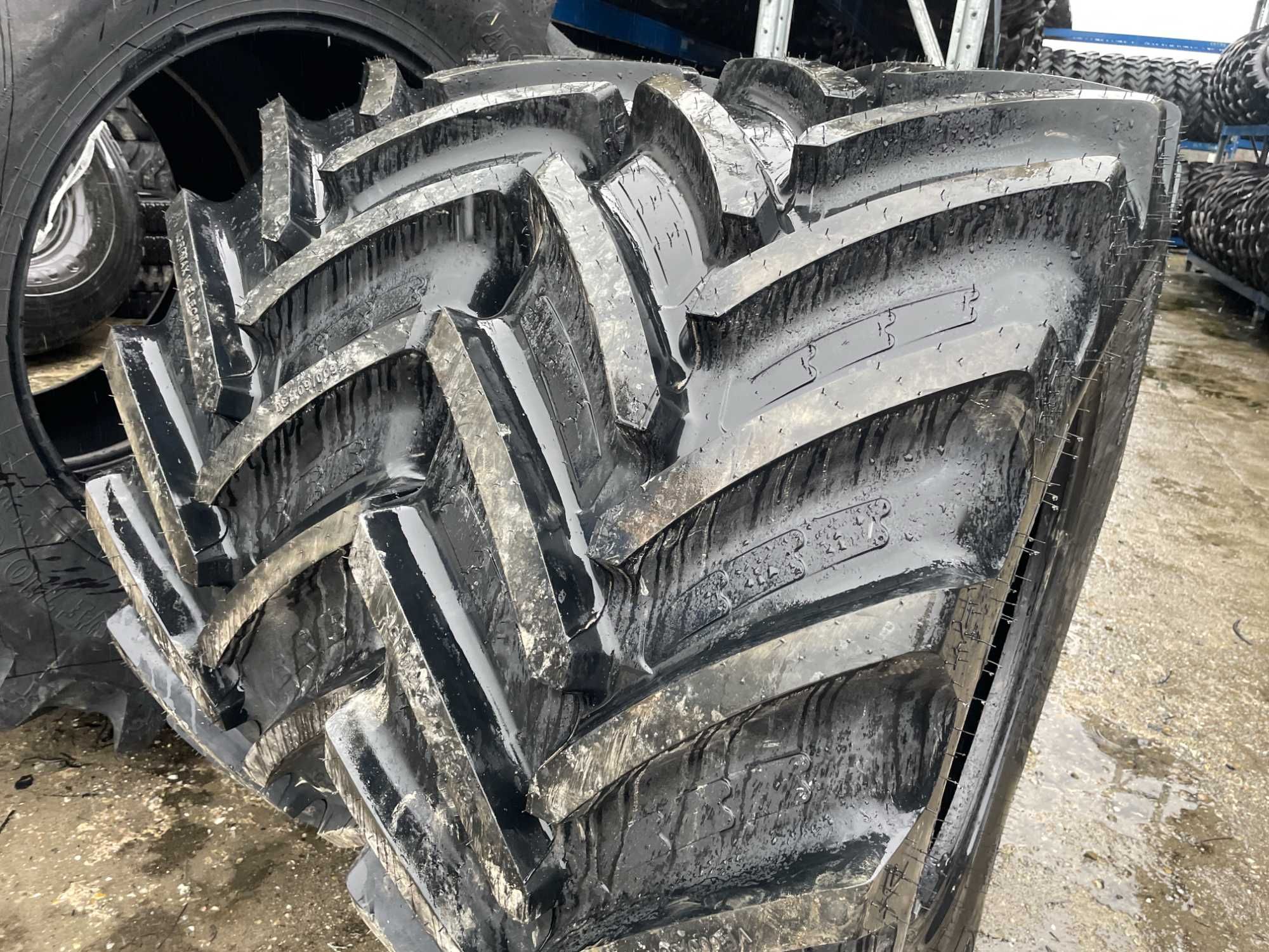 Anvelope noi agricole de tractor 600/60R30 BKT Radiale Same