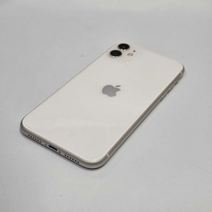 Hope Amanet P8 - iPhone 11 128GB / 81% / Ecran zgariat