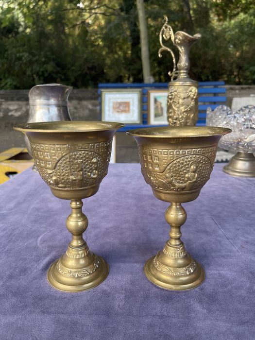 Set de doua potiruri din bronz masiv