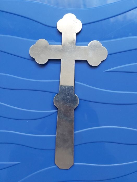 Cruce metalică veche