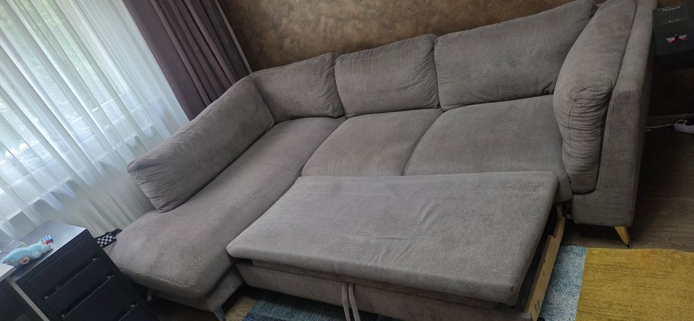 Colțar extensibil cu lada depizitare