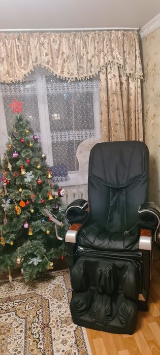Продам масажное кресло