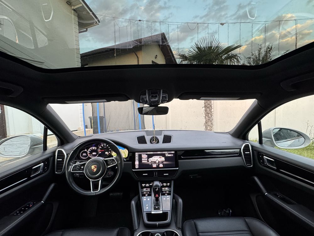 Porsche cayenne coupe 2022 motor 3.0benxina 65.000km schimb variante