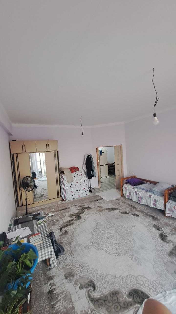3 xonali uy yaxshi holatda sotiladi