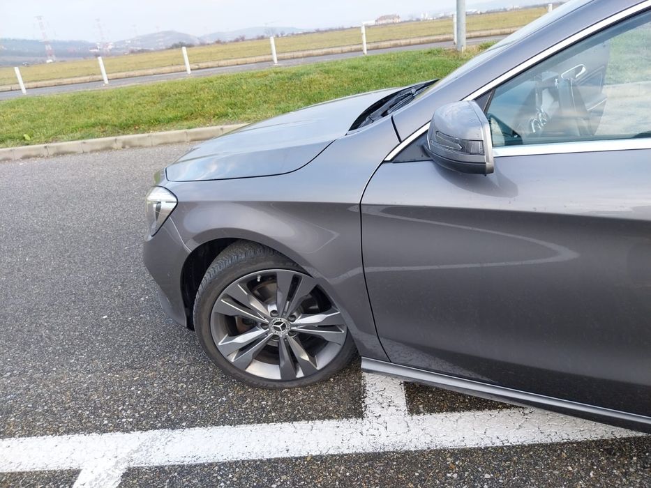 Mercedes-Benz CLA180 Shooting Brake